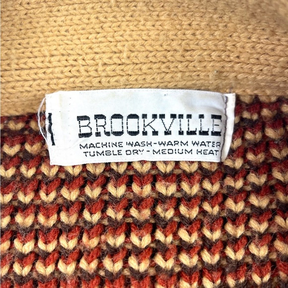 Rare Vintage Women’s Yellow & Brown Knitted Cardigan Size Large - Picture 3 of 4